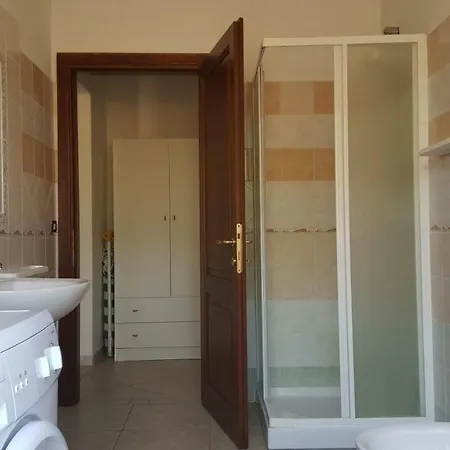 San Gavino 度假居 布多尼